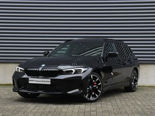 BMW 3 Serie Touring 330e 2025 Hybride Benzine 41