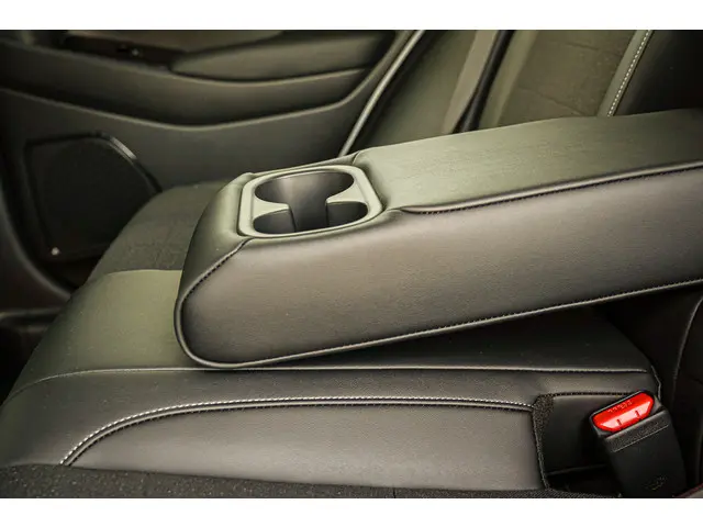 Honda HR-V 1.5i e:HEV ADVANCE 2024 Hybride Benzine 37