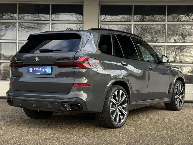 BMW X5 xDrive50e M SPORT 2023 Hybride Benzine 8