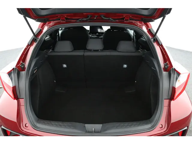 Toyota C-HR 1.8 Hybrid Style 2019 Hybride Benzine 24