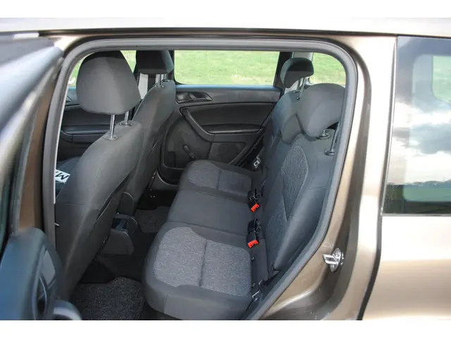 Škoda Yeti 1.2 TSI Active AUTOMAAT 2014 Benzine 27