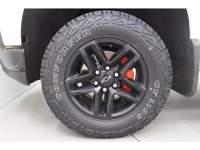 Chevrolet Silverado 5.3 V8 Trailboss Z71 2019 Benzine 9