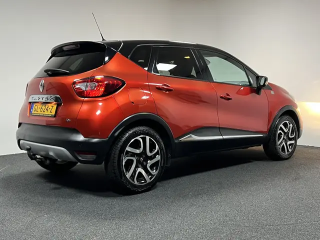Renault Captur 1.2 TCe Helly Hansen 2015 Benzine 36