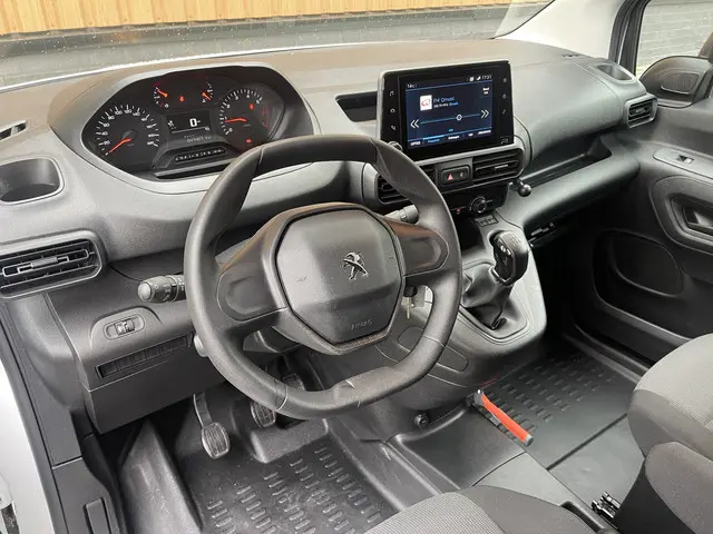 Peugeot Partner 1.5 BlueHDI Premium 2020 Diesel 10