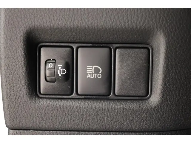 Toyota C-HR 1.8 Hybrid Dynamic, 2017 Hybride Benzine 19