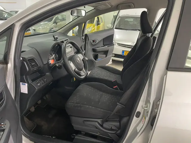 Toyota Verso-S 1.3 VVT-i Comfort 2013 Benzine 12