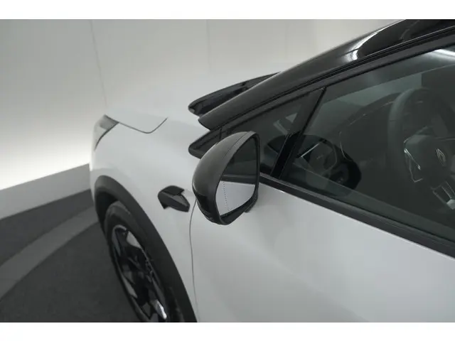 Renault Captur Mild Hybrid 160 EDC Techno 2024 Benzine 18
