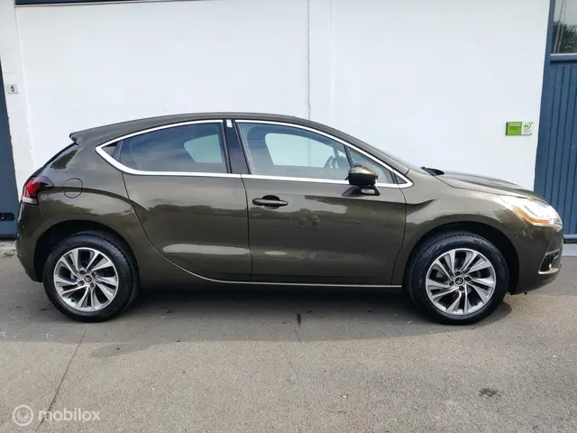 Citroën DS4 1.6 VTi Chic 2013 Benzine 18