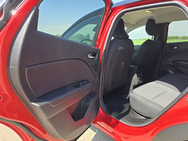 Renault Captur 1.0 TCe 90 techno 2023 Benzine 24