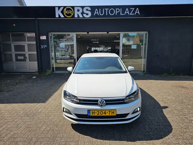 Volkswagen Polo 1.0 TSI Comfortline Business 2020 Benzine 2