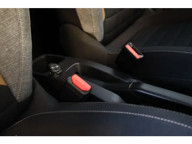 Citroën C3 Aircross Turbo 100 Plus 2025 Benzine 9