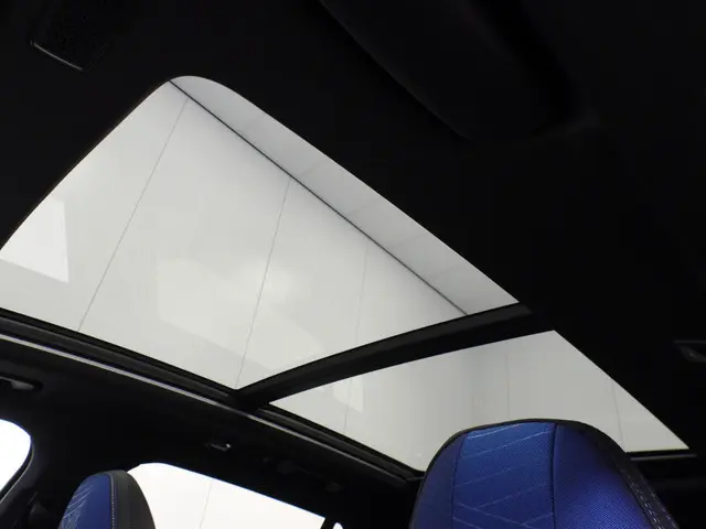 Lynk & Co 01 1.5 PHEV Plug-In 2023 Hybride Benzine 23