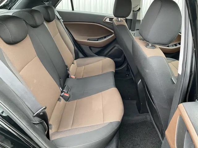 Hyundai i20 1.0 T-GDI Comfort 2018 Benzine 17