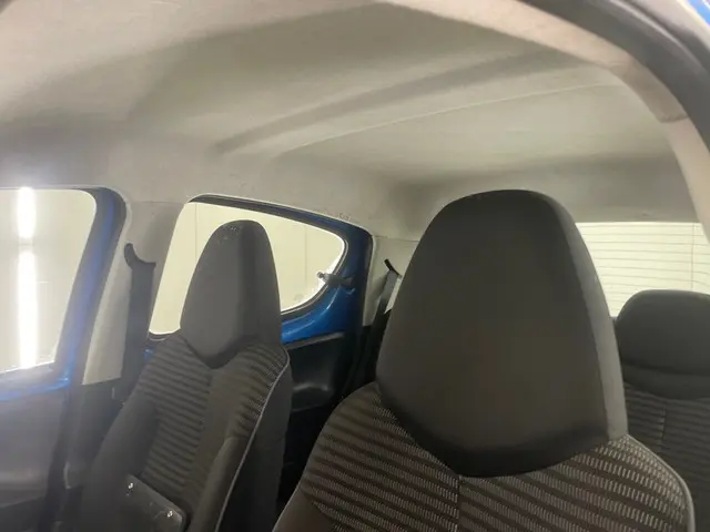 Peugeot 107 1.0 Active/ FACELIFT/ LED/ ZUINIG 2013 Benzine 15