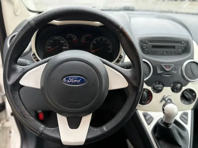 Ford Ka 1.2 Titanium X Start/Stop 2014 Benzine 14