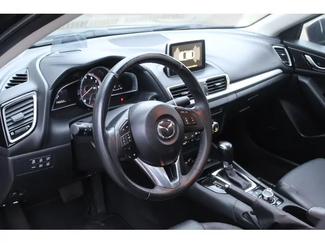 Mazda 3 2.0 GT-M//Bose//Automaat//Navi!! 2014 Benzine 6