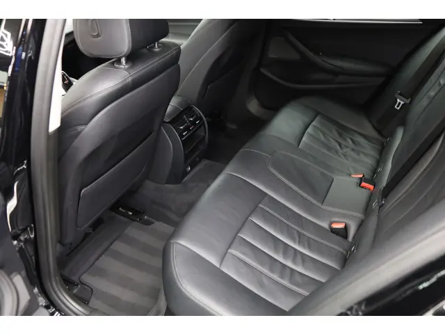BMW 5 Serie Touring 530i High Executive | 2018 Benzine 27