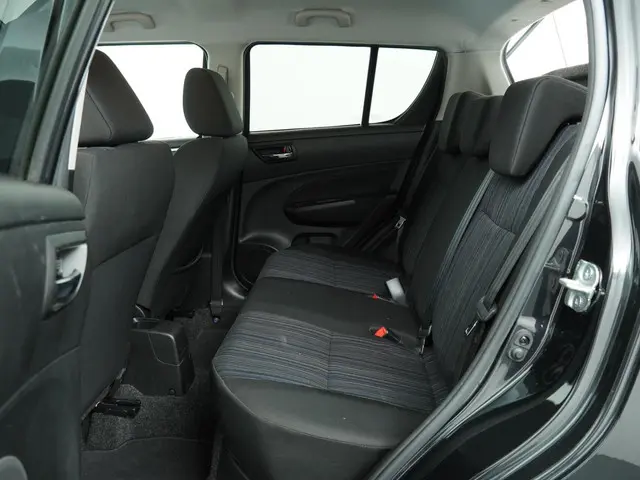 Suzuki Swift 1.2 Exclusive Automaat 2014 Benzine 9