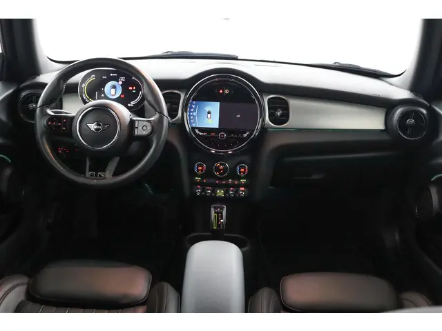 MINI Electric MINI Yours 33 kWh 2021 Elektrisch 4