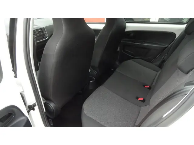 Volkswagen up! 1.0 BMT take up! 2018 Benzine 9