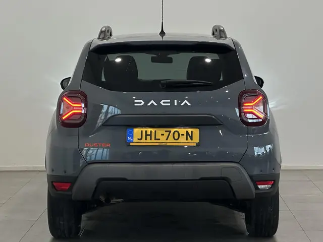 Dacia Duster 1.3 TCe 150 EDC Extreme 2023 Benzine 18