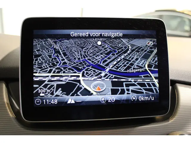 Mercedes-Benz B-Klasse 180 Ambition 2018 Benzine 22