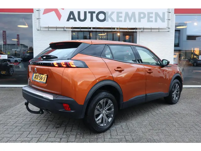 Peugeot 2008 1.2 PURETECH ALLURE PACK 2022 Benzine 10