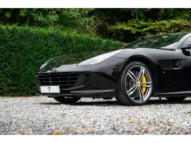 Ferrari GTC4Lusso 6.3 V12 2016 Benzine 35