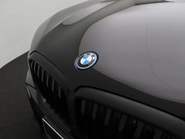 BMW X5 xDrive50e 2025 Hybride Benzine 7