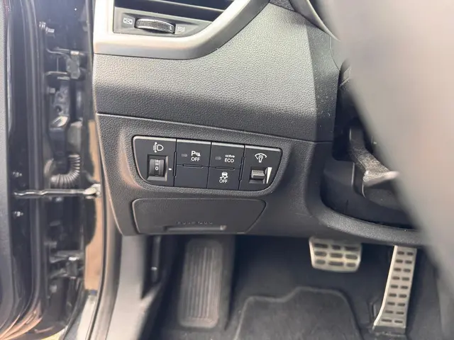 Hyundai Veloster 1.6 GDI i-Catcher 2012 Benzine 17