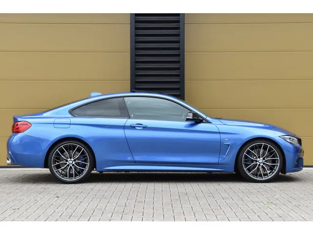 BMW 4 Serie Coupé 430i 2017 Benzine 7