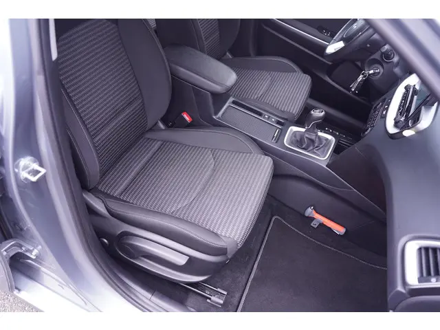 Kia Ceed Sportswagon 1.0 T-GDi DynamicLine 2022 Benzine 33