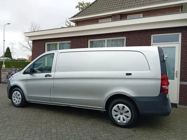Mercedes-Benz Vito 116 CDI Extra Lang 2022 Diesel 21