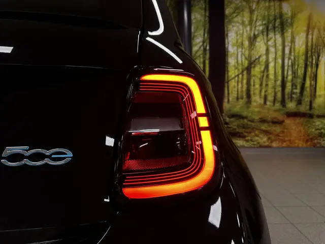 Fiat 500e Icon 42 kWh 2022 Elektrisch 24