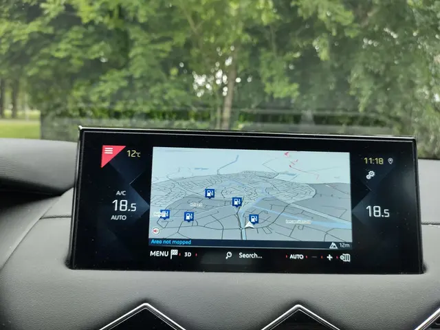 DS DS 3 Crossback 1.2 PureTech Montmartre 2022 Benzine 12