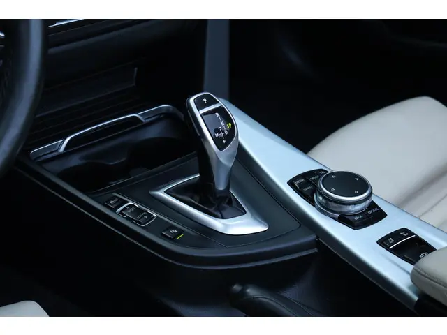 BMW 4 Serie Cabrio 435i M Sport 2016 Benzine 24