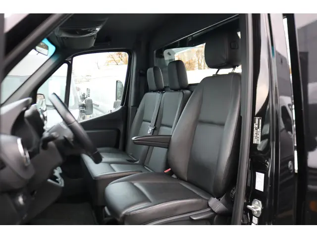 Mercedes-Benz Sprinter 519 CDI Oprijwagen 2023 Diesel 2