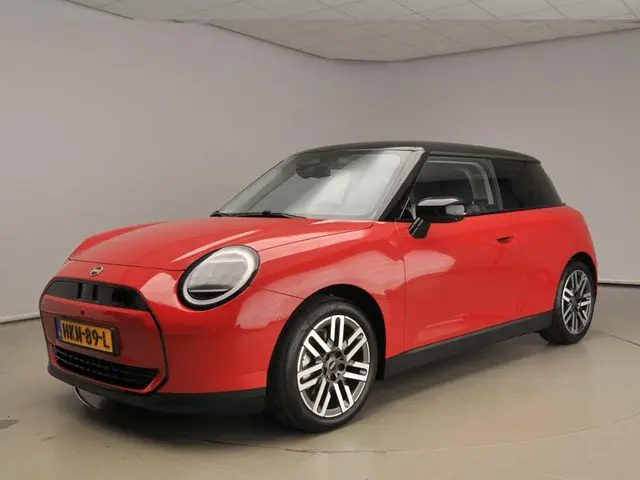 MINI 3-Deurs Cooper E 2025 Elektrisch 40