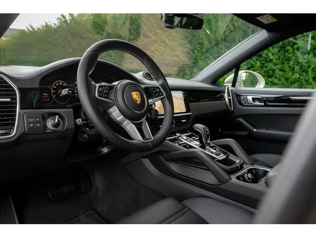 Porsche Cayenne Coupé E-Hybrid 2022 Hybride Benzine 4