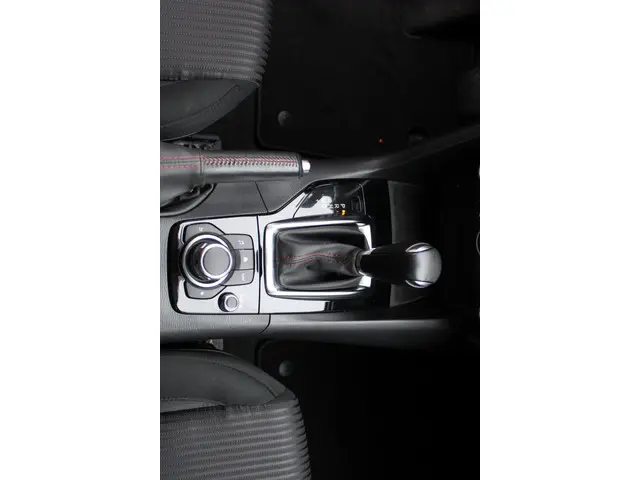 Mazda 3 2.0 TS+ 2015 Benzine 24