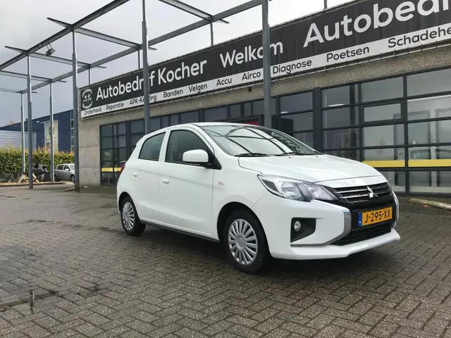 Mitsubishi Space Star 1.0 Cool+ 2020 Benzine 2