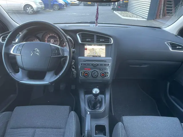 Citroën C4 1.2 PureTech Feel Collection 2015 Benzine 13