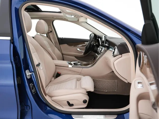 Mercedes-Benz C-Klasse 180 Ambition 2016 Benzine 11