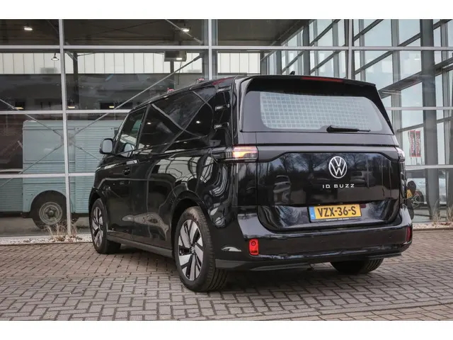 Volkswagen ID. Buzz Cargo 2