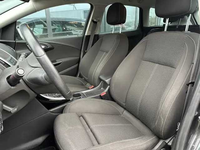 Opel Astra Sports Tourer 1.4 Turbo Sport + 2015 Benzine 8