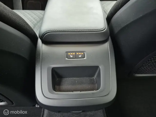 Volvo V60 2.0 B3 PLUS DARK 2023 Hybride Benzine 14