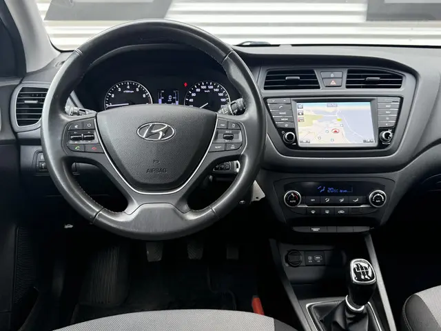 Hyundai i20 1.0 T-GDI Comfort 2018 Benzine 2