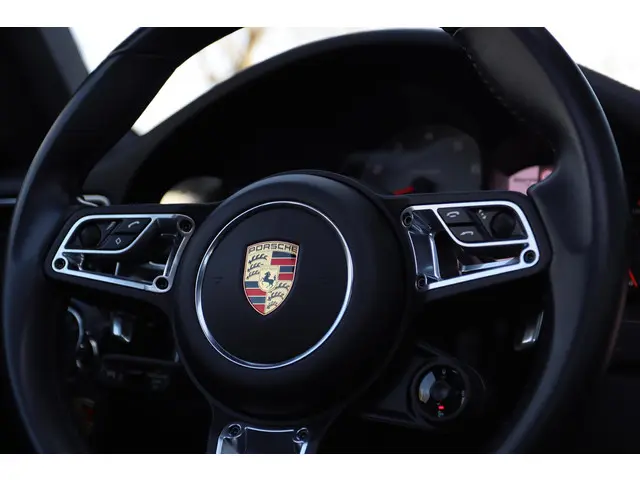 Porsche 911 3.0 CARRERA 4S PDK *BTW* 2017 Benzine 68