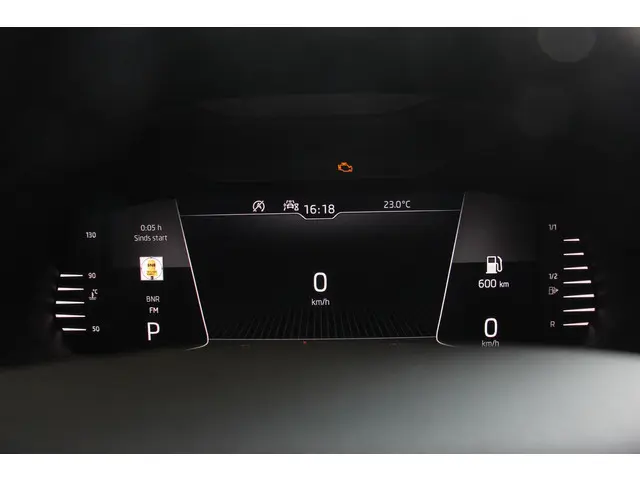 Škoda Kamiq 1.0 TSI 110pk DSG Style 2020 Benzine 29