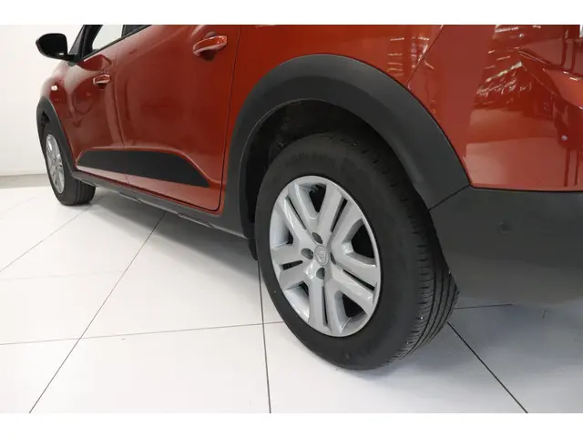 Dacia Jogger 1.0 TCe Comfort 5p. 2022 Benzine 16